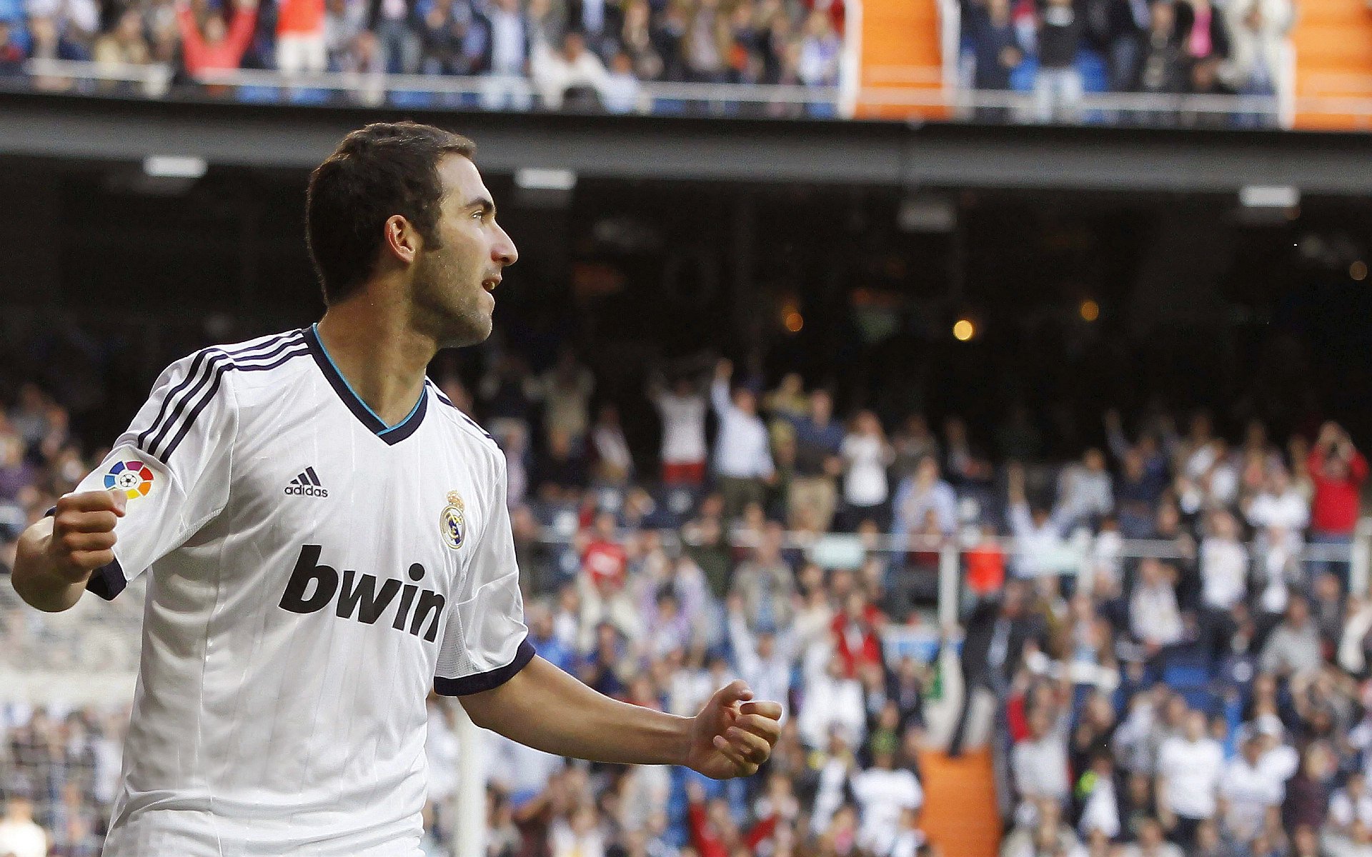 “尼古拉斯·桑特基的进攻核心作用，帮助阿根廷美洲狮队站上世界舞台”